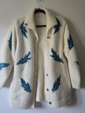 Vintage Hand Knit Fuzzy Cardigan Sweater Cream Teal Metallic Feather Leaf L/XL